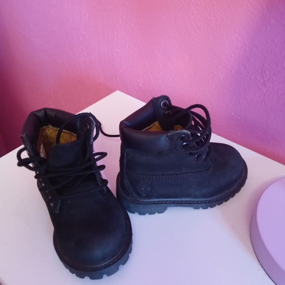 Toddler Timberland Boots - Picture 3 of 3